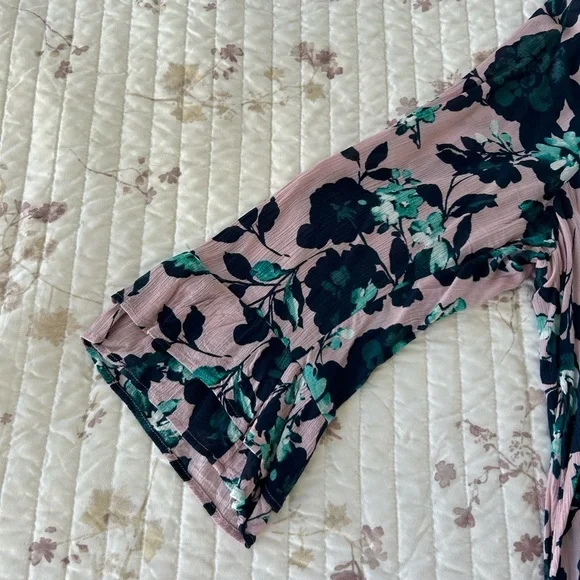 J. Jill Floral Women's Blouse - Picture 4 of 12